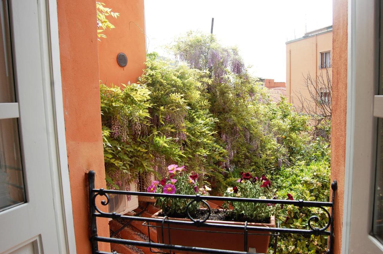 Casa Satta 1925 Hotel Olbia Buitenkant foto