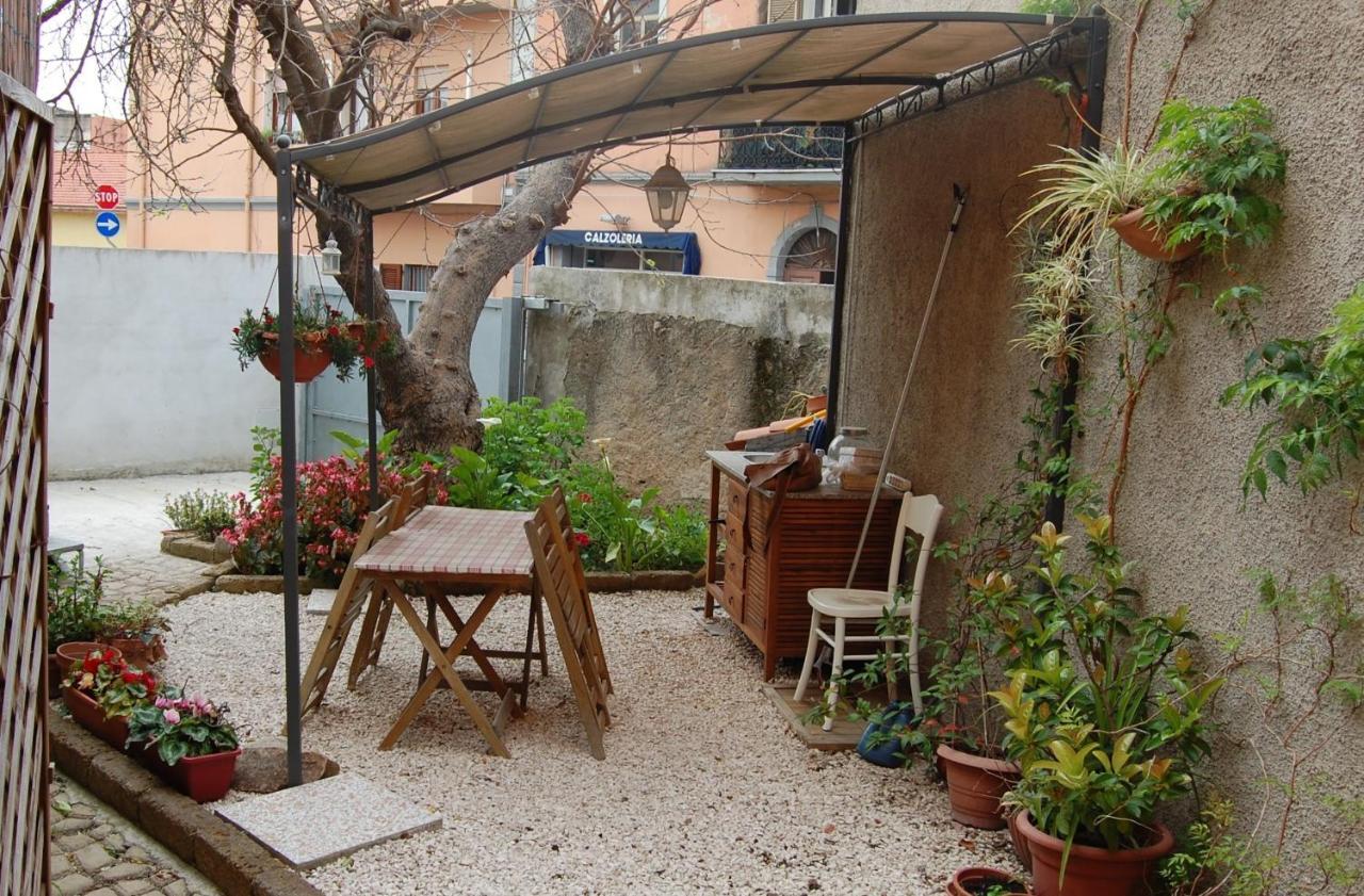Casa Satta 1925 Hotel Olbia Buitenkant foto