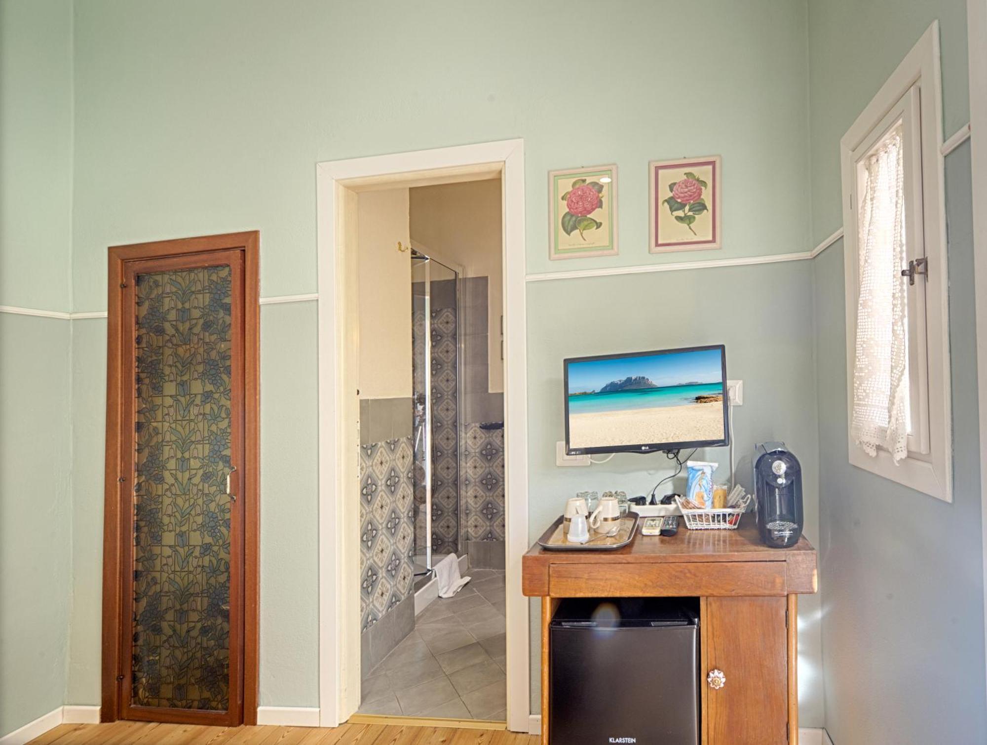 Casa Satta 1925 Hotel Olbia Kamer foto